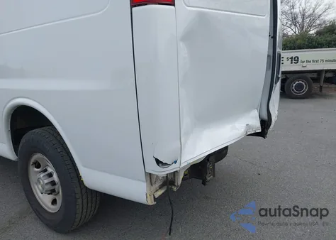 2023 Chevrolet Express Cargo Rwd 2500 Regular Wheelbase Wt from USA, damaged, VIN 1GCWGAFP8P1135697